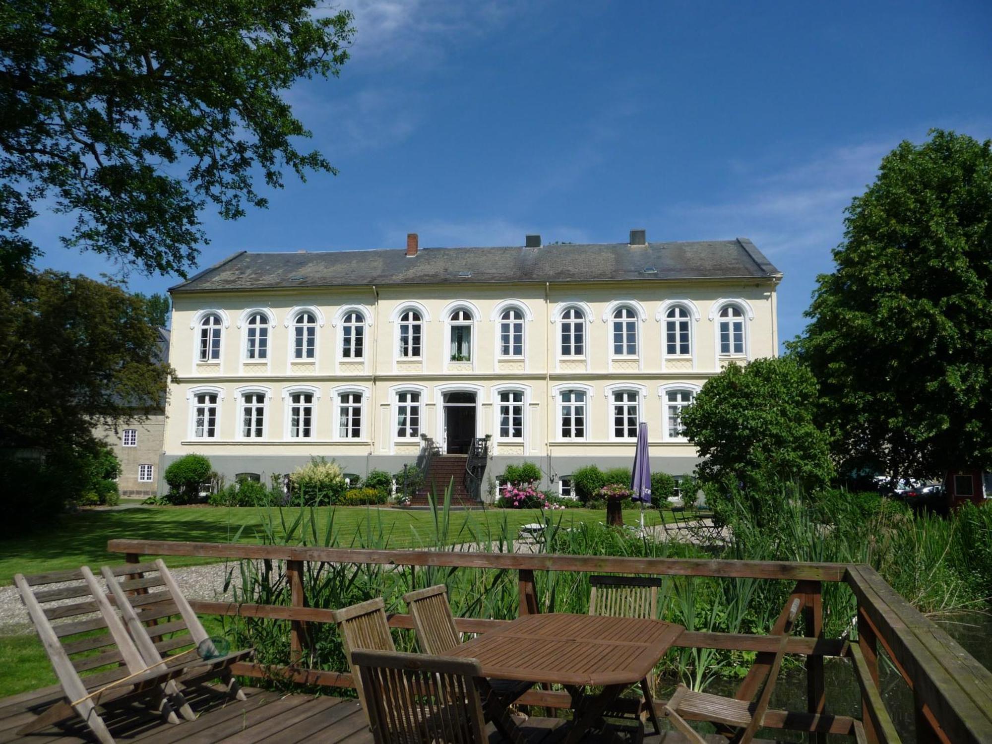 Ferienwohnungen Herrenhaus Gut Oestergaard Steinberg  Extérieur photo